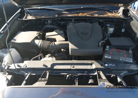 2017 Toyota Tacoma Sr5 V6 z USA, uszkodzony, nr VIN 3TMCZ5AN5HM065610